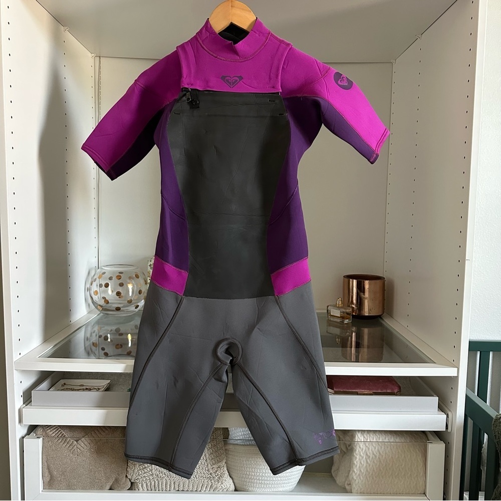 Roxy Purple Gray Short Sleeve Neoprene Wetsuit